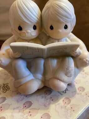 Precious Moments- PRECIOUS MEMORIES 106763